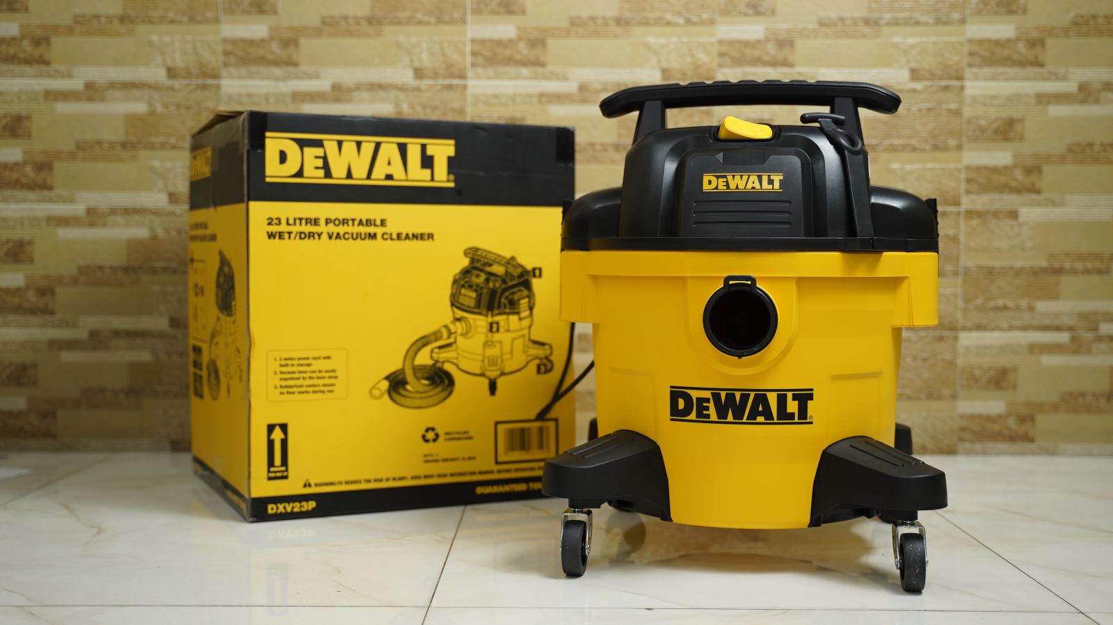 Máy hút bụi 3 chức năng Dewalt USA DXV23P